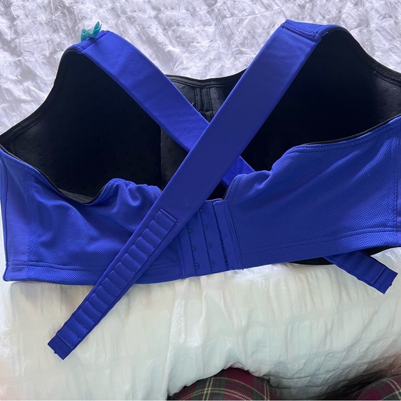 NWT Livi Active Lanebryant adjustable strap sports Bra 42DDD - Picture 3 of 5